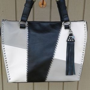 The Sak handbag